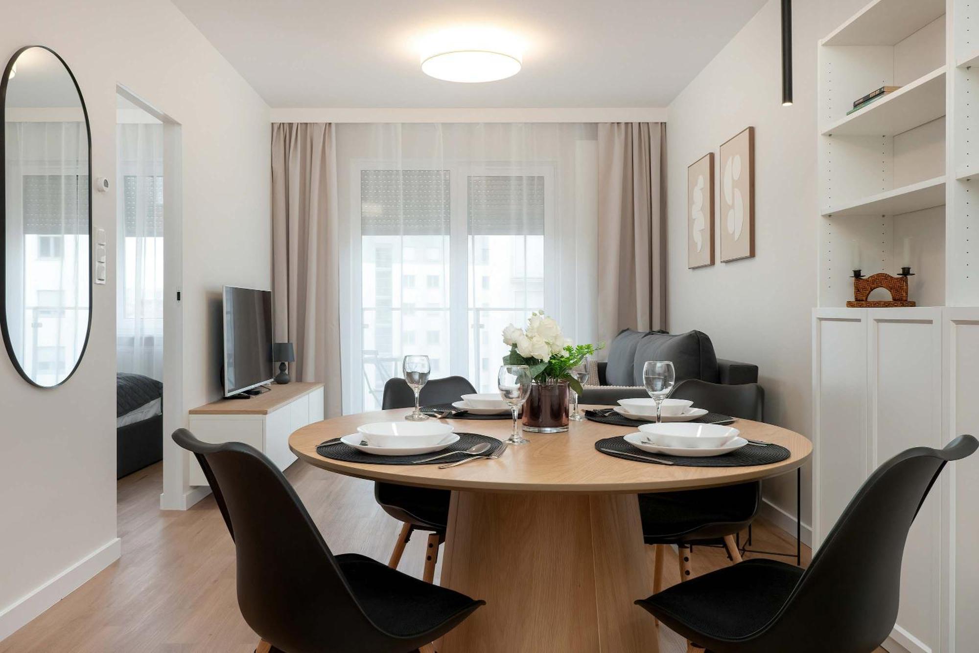 Apartament Beautiful With Balcony By Renters