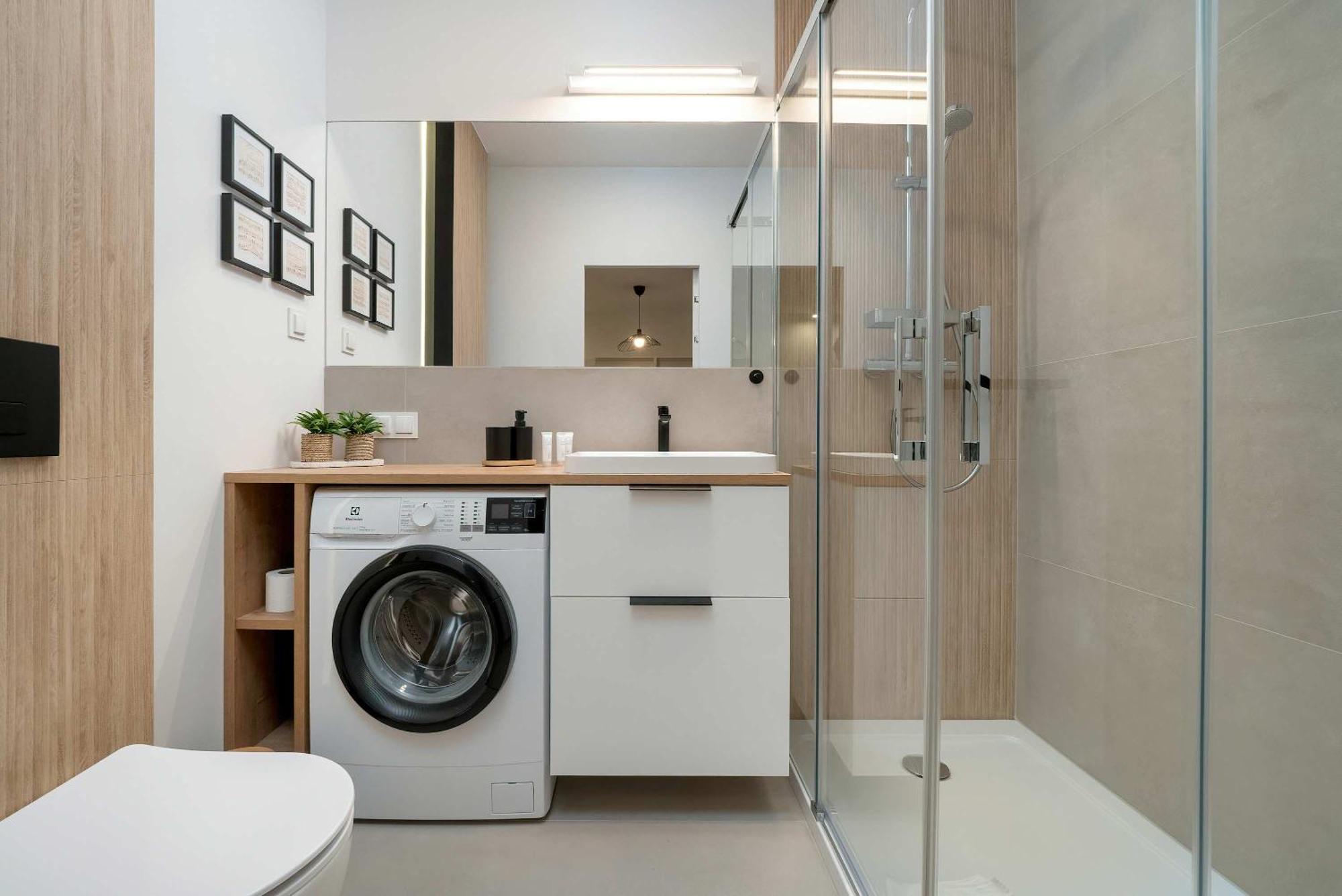 Beautiful With Balcony By Renters Apartament Poznań